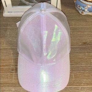 Holographic hat